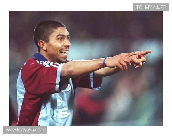 黑人前锋足球明星的崛起与影响力探讨